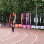Reprezentantka drużyny XEMI Team podczas biegu charytatywnego Plum Ekiden 2025