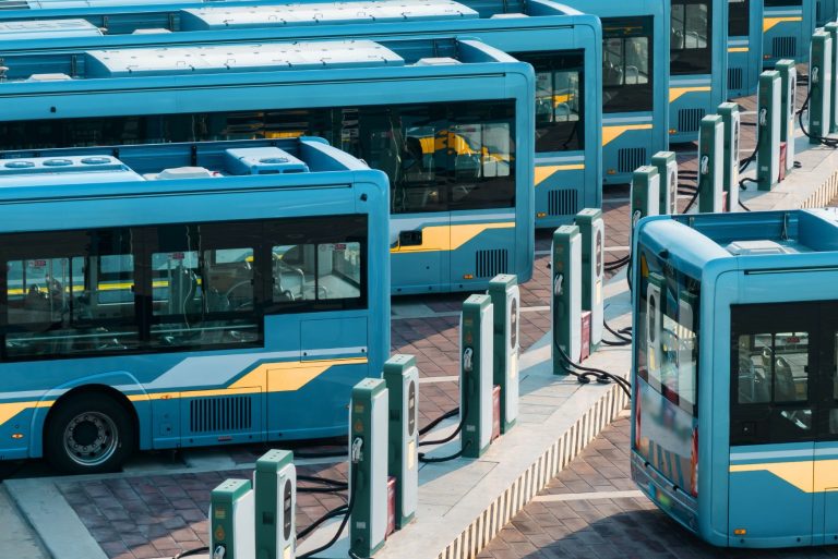 Autobusy transportu zbiorowego przy stacjach ładowania – ciągłość działania, monitoring sieci i cyberbezpieczeństwo IT infrastruktury przewoźnika. 2